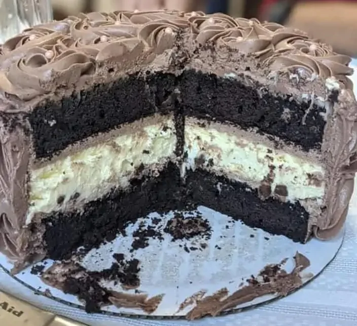 Gluten Free Cheesecake Cake